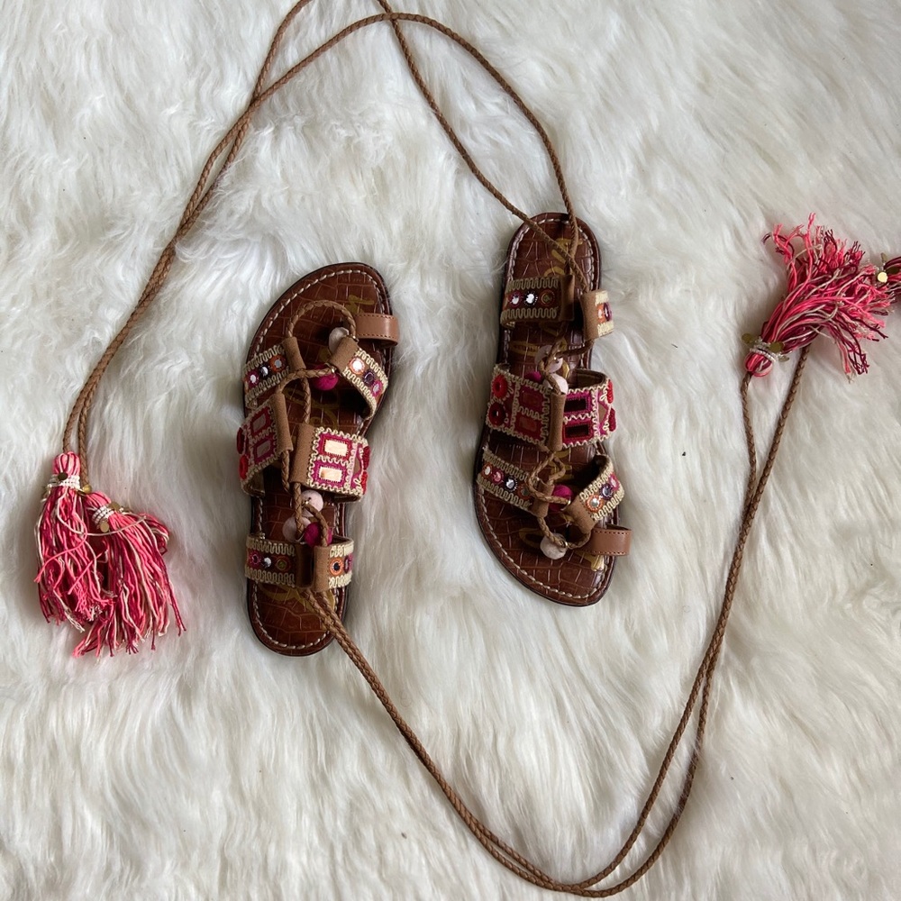 Lace up Sandals